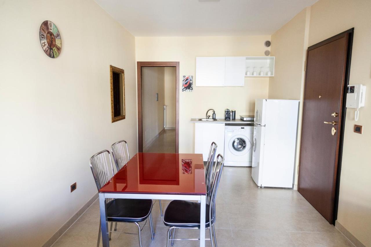 Calefati Holiday Apartment Bari Exterior photo