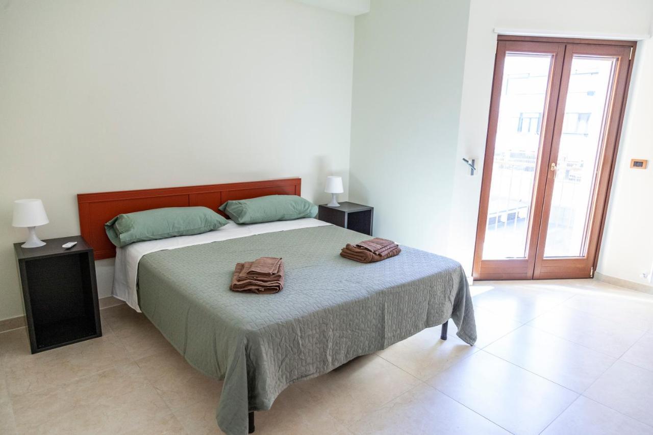Calefati Holiday Apartment Bari Exterior photo